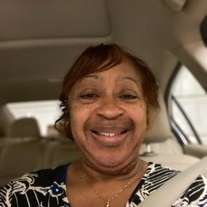 Meet your Posher, Leslie